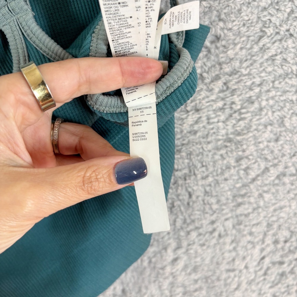 Athleta Aurora High Rise Tank Crop Top Teal Green Ribbed Athletic Womens Size XS - Picture 7 of 7